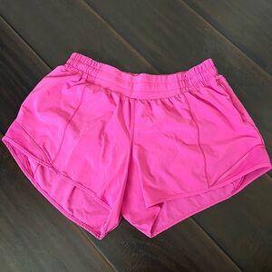 Lululemon hotty hot shorts 4 in
